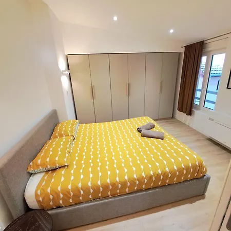Le Bertholey Apartament *